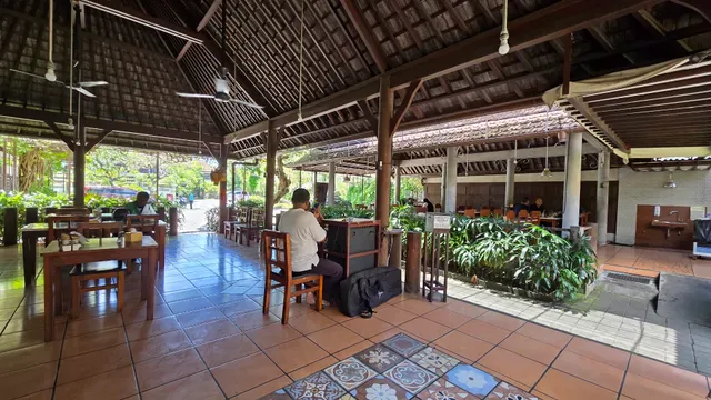 Warung Be Pasih