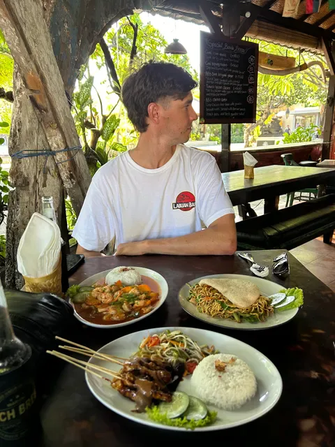Warung Beach Breeze