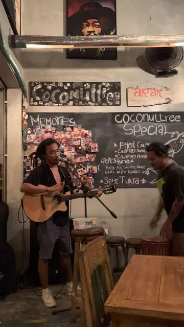 Warung Coconut Tree