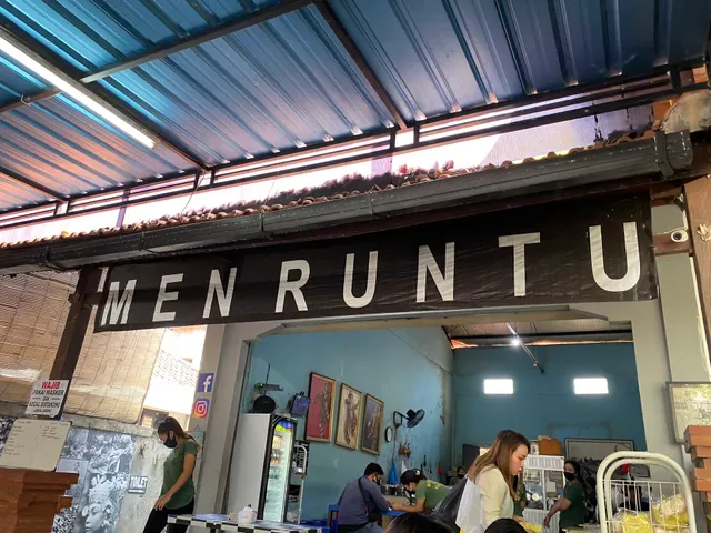 Warung Men Runtu