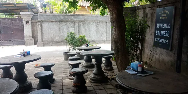Warung Men Runtu