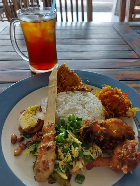 Warung Nasi Ayam Ibu Oki