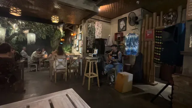 Warung Old Brick