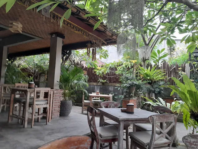 Warung Old Brick
