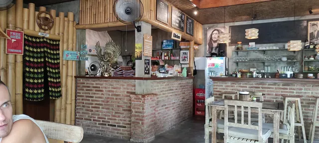 Warung Old Brick