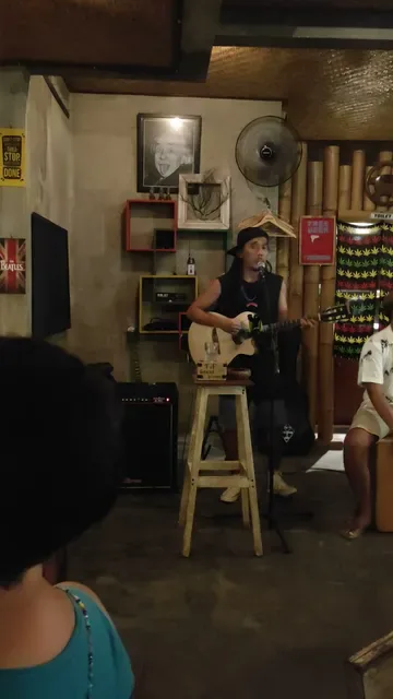 Warung Old Brick