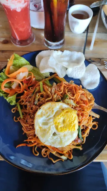 Warung Pengkola