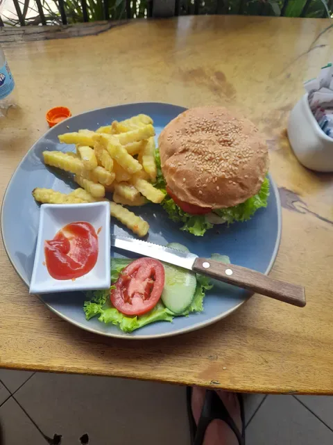 Warung Pengkola