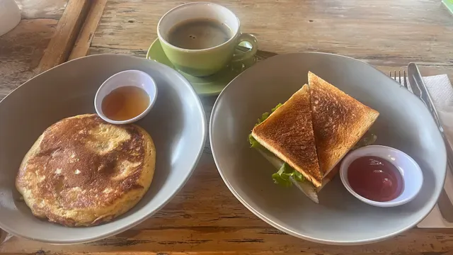 Warung Pengkola