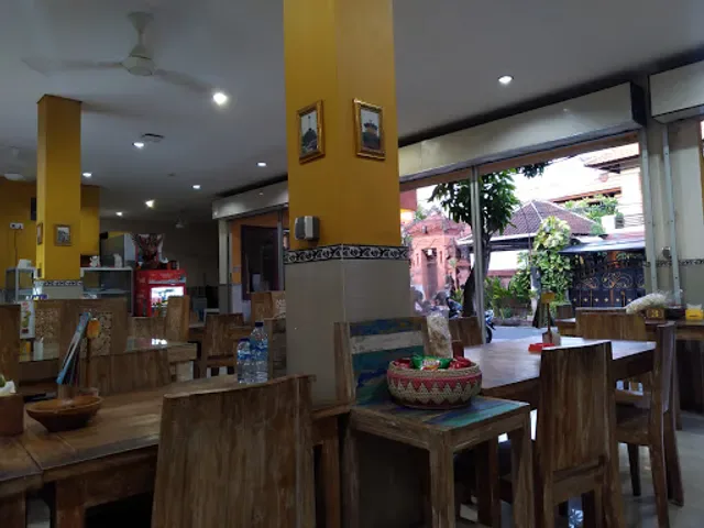 Warung Pixel