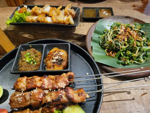 Warung Saro