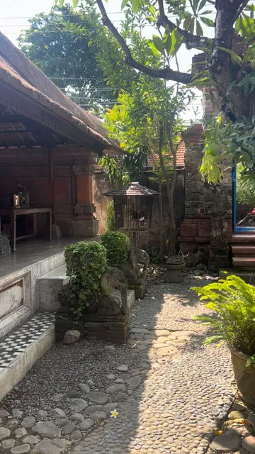 Warung Saro
