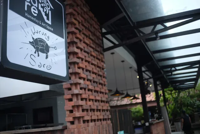 Warung Saro