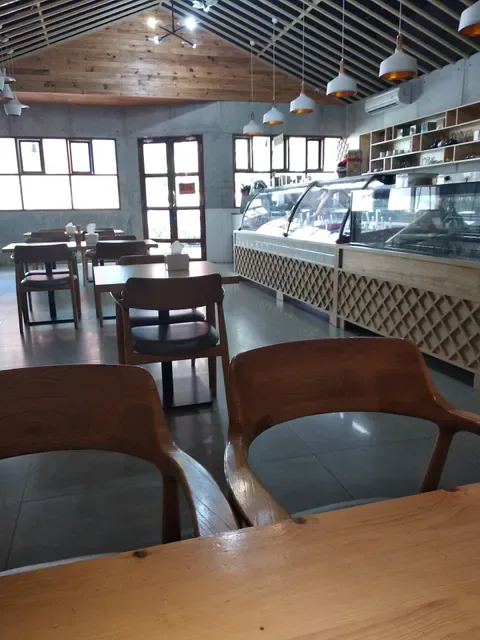 Al Bacio Gelato & Cafe