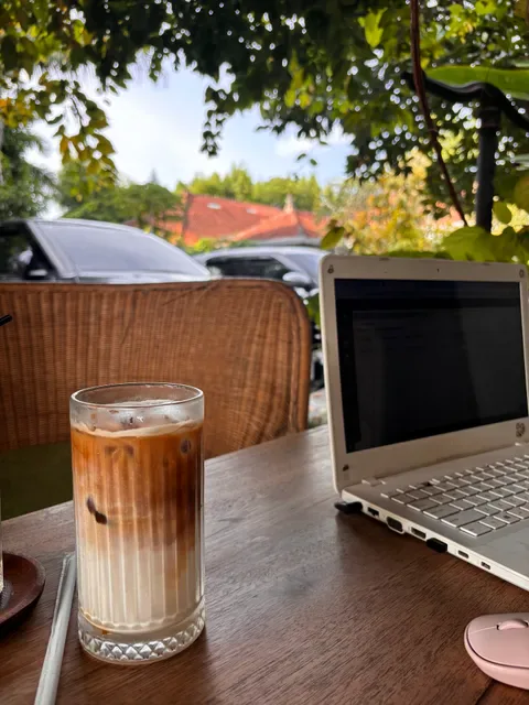 Veranda Cafe