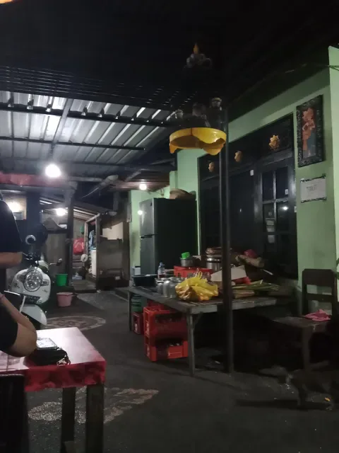 Warung Nasi Men Lotri