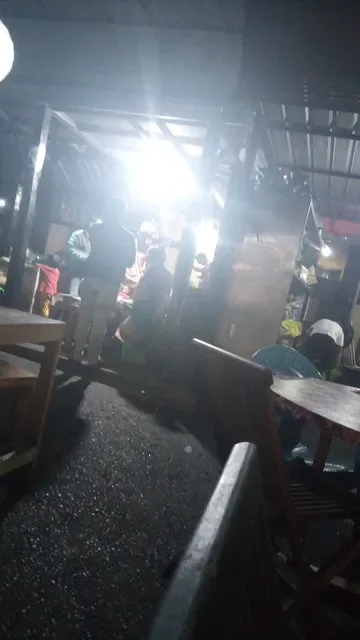 Warung Nasi Men Lotri