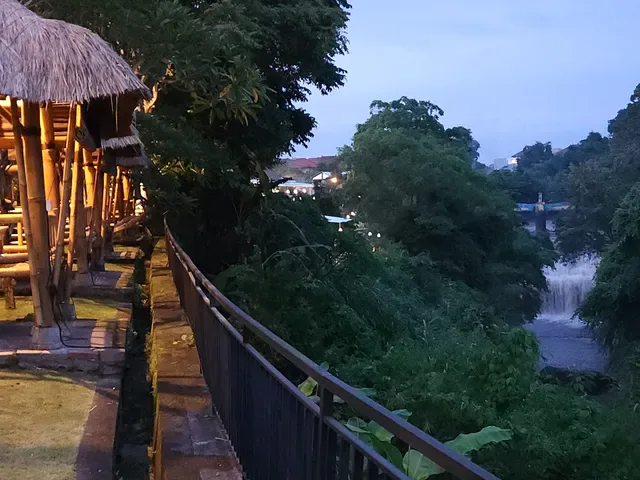 Warung Ongan Asri Ikan Bakar Jimbaran