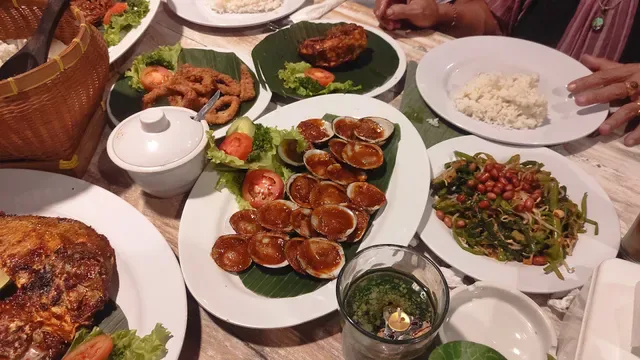 Warung Ongan Asri Ikan Bakar Jimbaran
