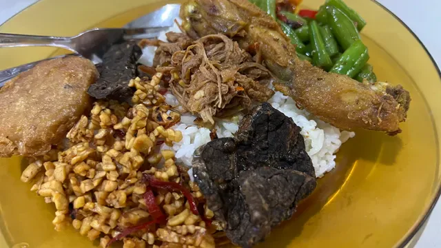 Warung Sari Manis