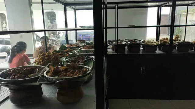 Warung Sederhana