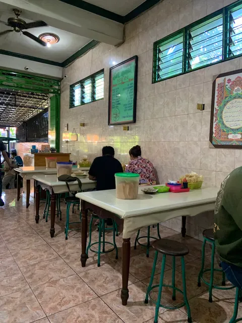 Warung Madura Sudi Mampir (Tidak Buka Cabang)
