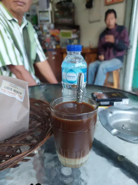 Kedai M. Aboe Talib