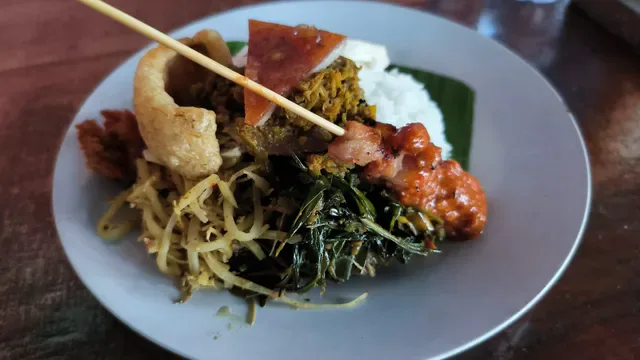 Nasi Babi Guling Malam