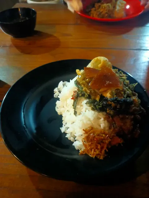 Nasi Babi Guling Malam
