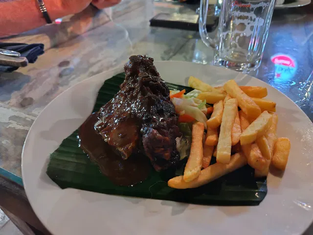 joe's bar and restaurant