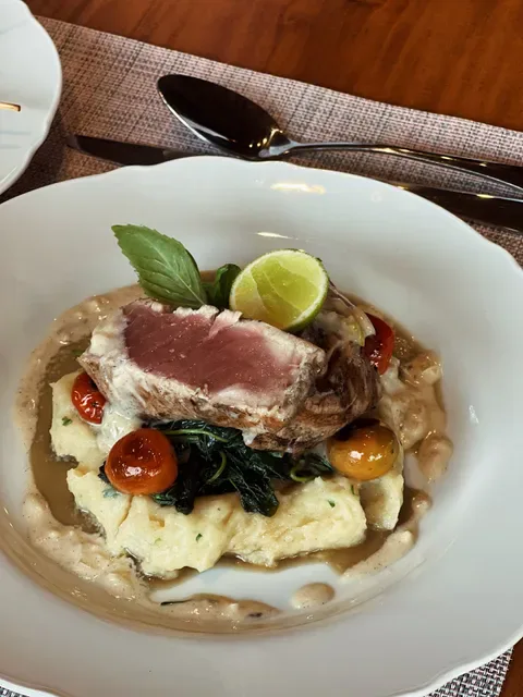Mangroove Bay Restaurant