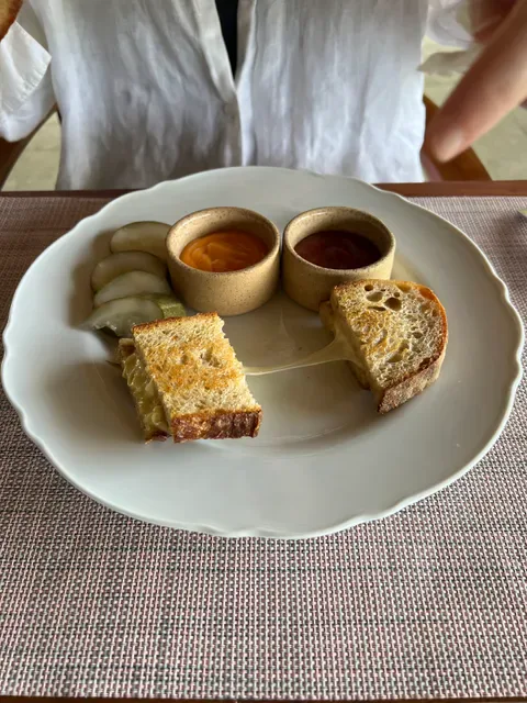 Mangroove Bay Restaurant