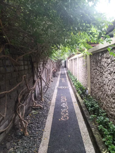 Man's Cottages & Spa