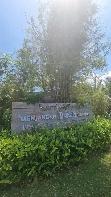 Pasir Putih Beach Club