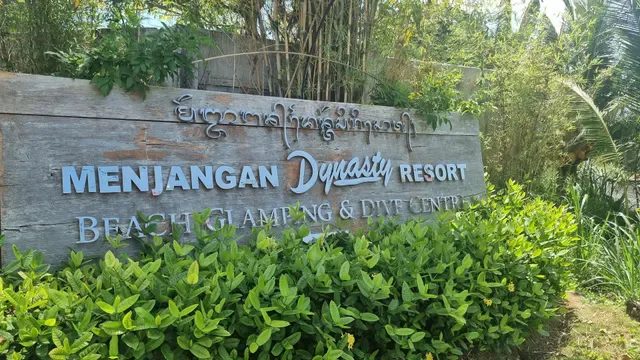 Pasir Putih Beach Club