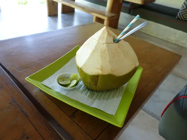Selini Cafe & Bakery