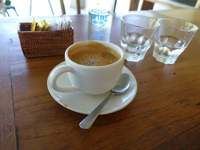 Selini Cafe & Bakery