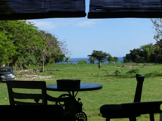 Selini Cafe & Bakery