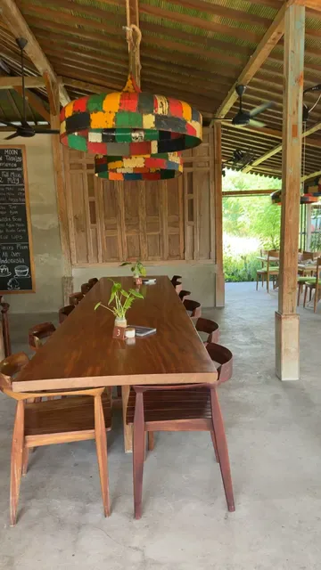 Senja Restaurant Sumberkima Hill retreat