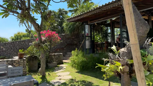 Senja Restaurant Sumberkima Hill retreat
