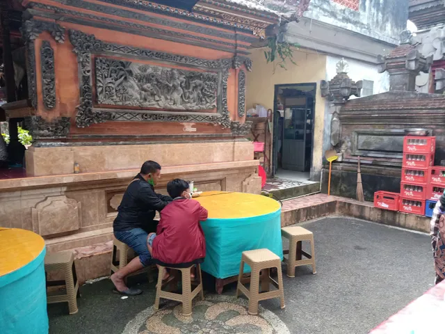 Babi Guling Warung Vengkung