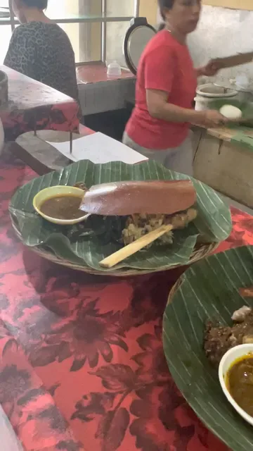Babi Guling Warung Vengkung
