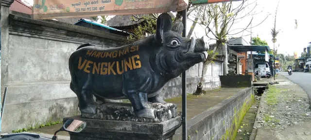 Babi Guling Warung Vengkung