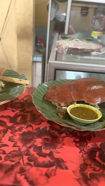 Babi Guling Warung Vengkung