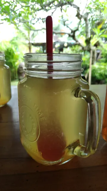 Rumah Makan Tegal Dadong