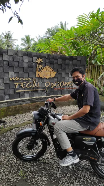 Rumah Makan Tegal Dadong