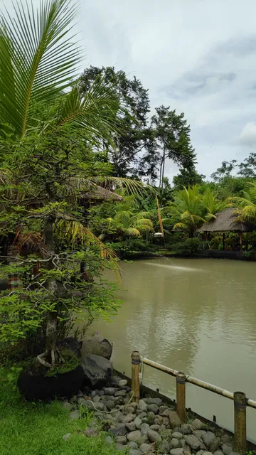Rumah Makan Tegal Dadong