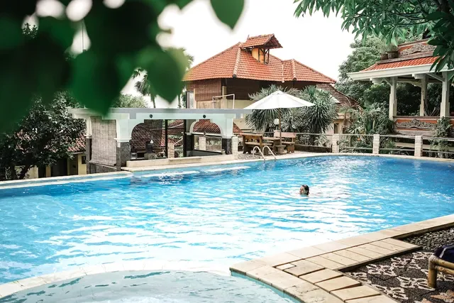 Amed Cafe and Hotel Kebun Wayan