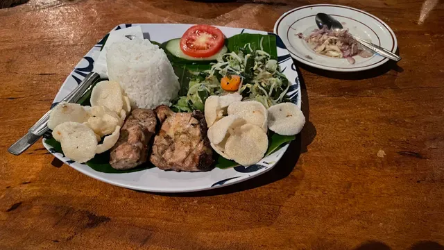 Apik Warung