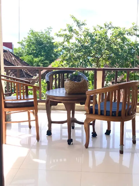 Blue Star Bungalows & Cafe